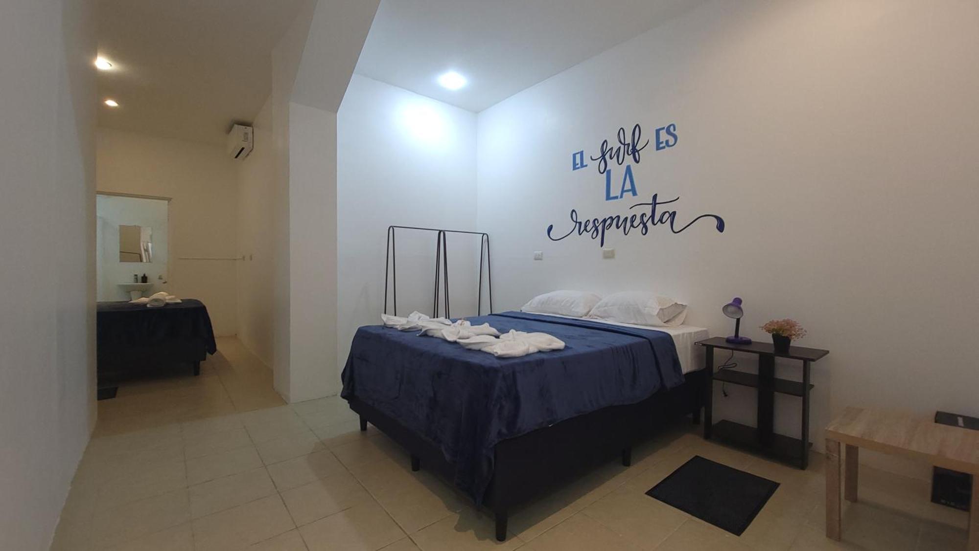 Surfo House Hotel & Hostel Tamarindo Exterior foto